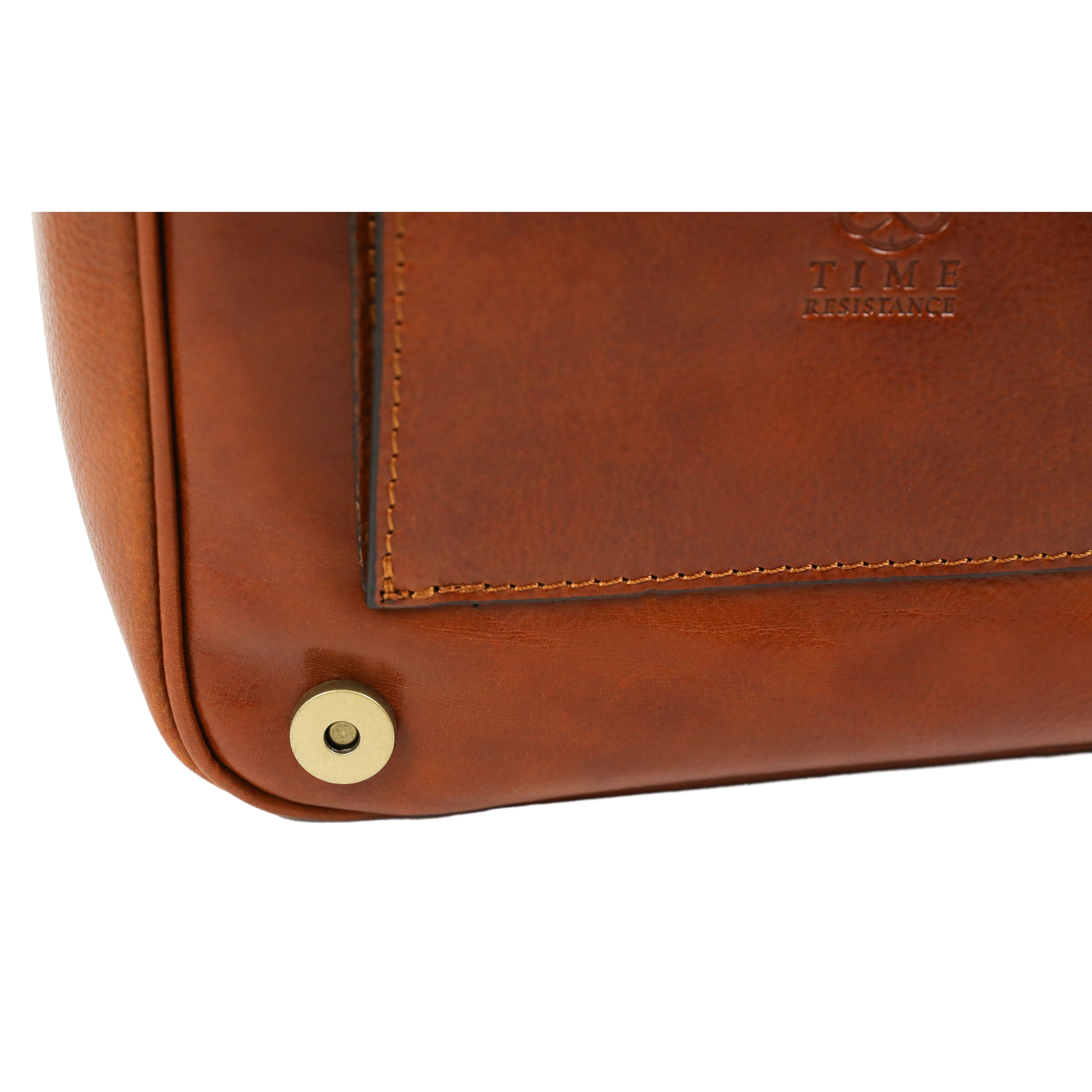 Leather Messenger Bag – The Stranger