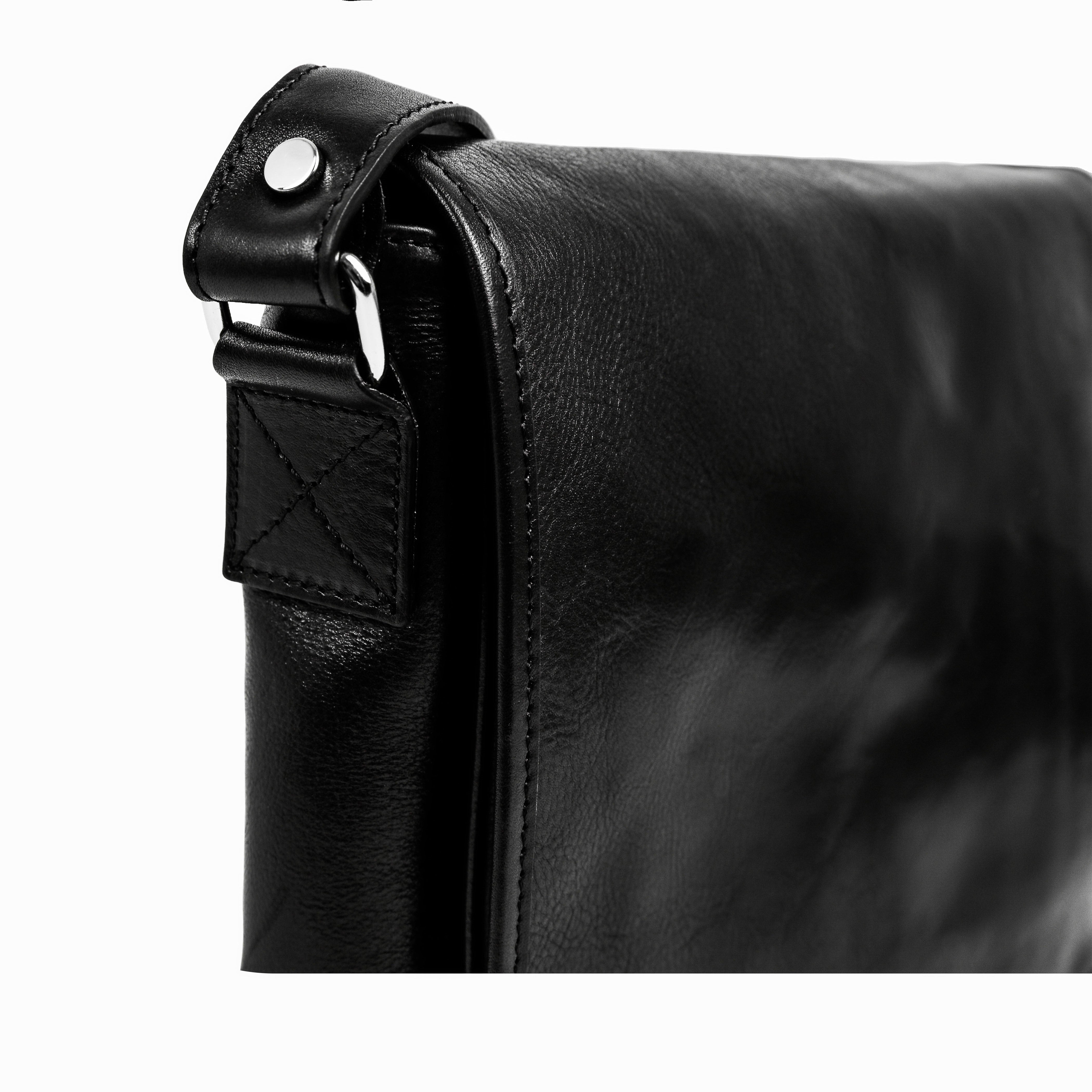 Leather Messenger Bag – The Stranger