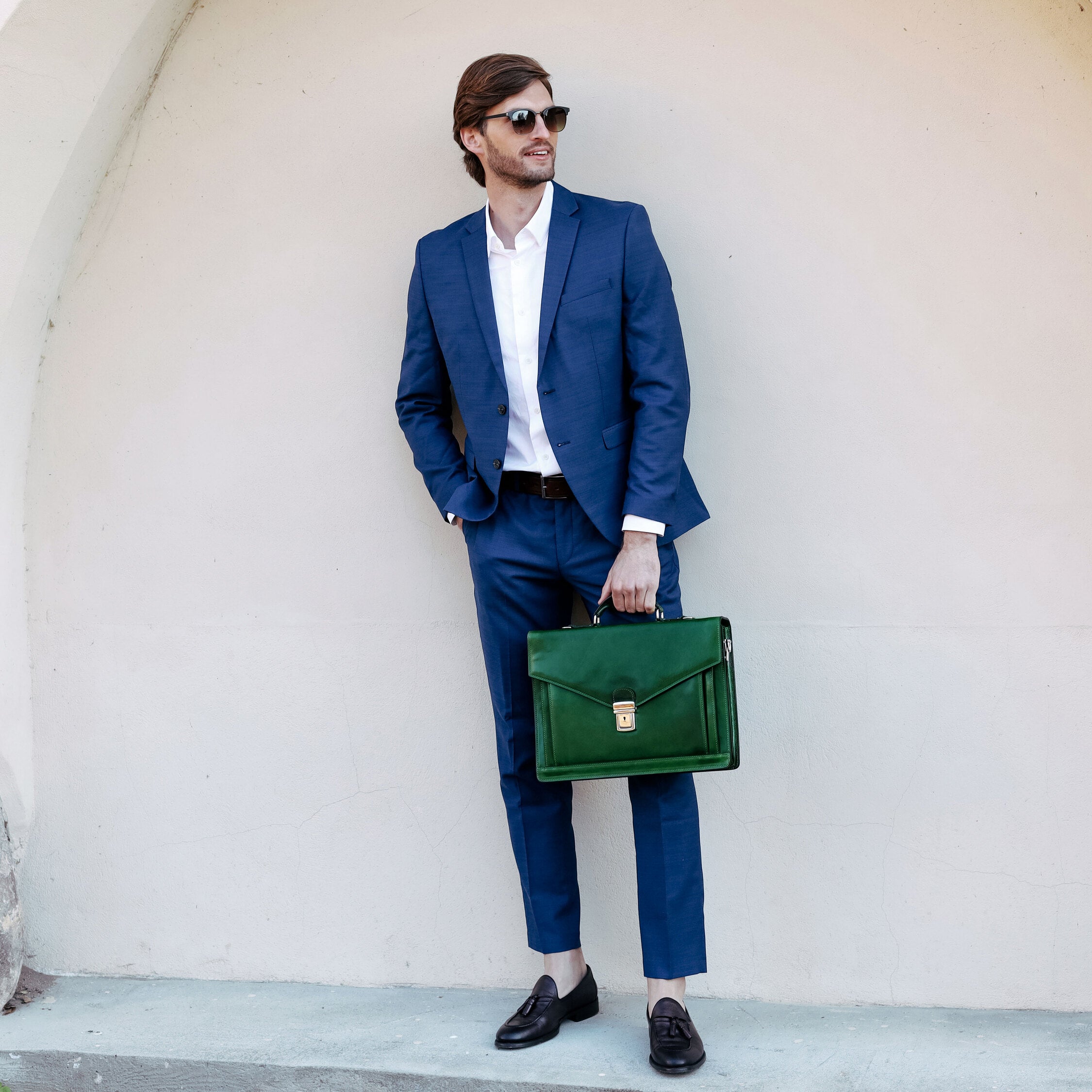 Classic Design Leather Briefcase - The Magus