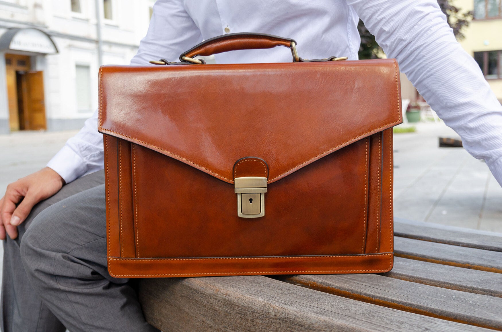 Classic Design Leather Briefcase - The Magus