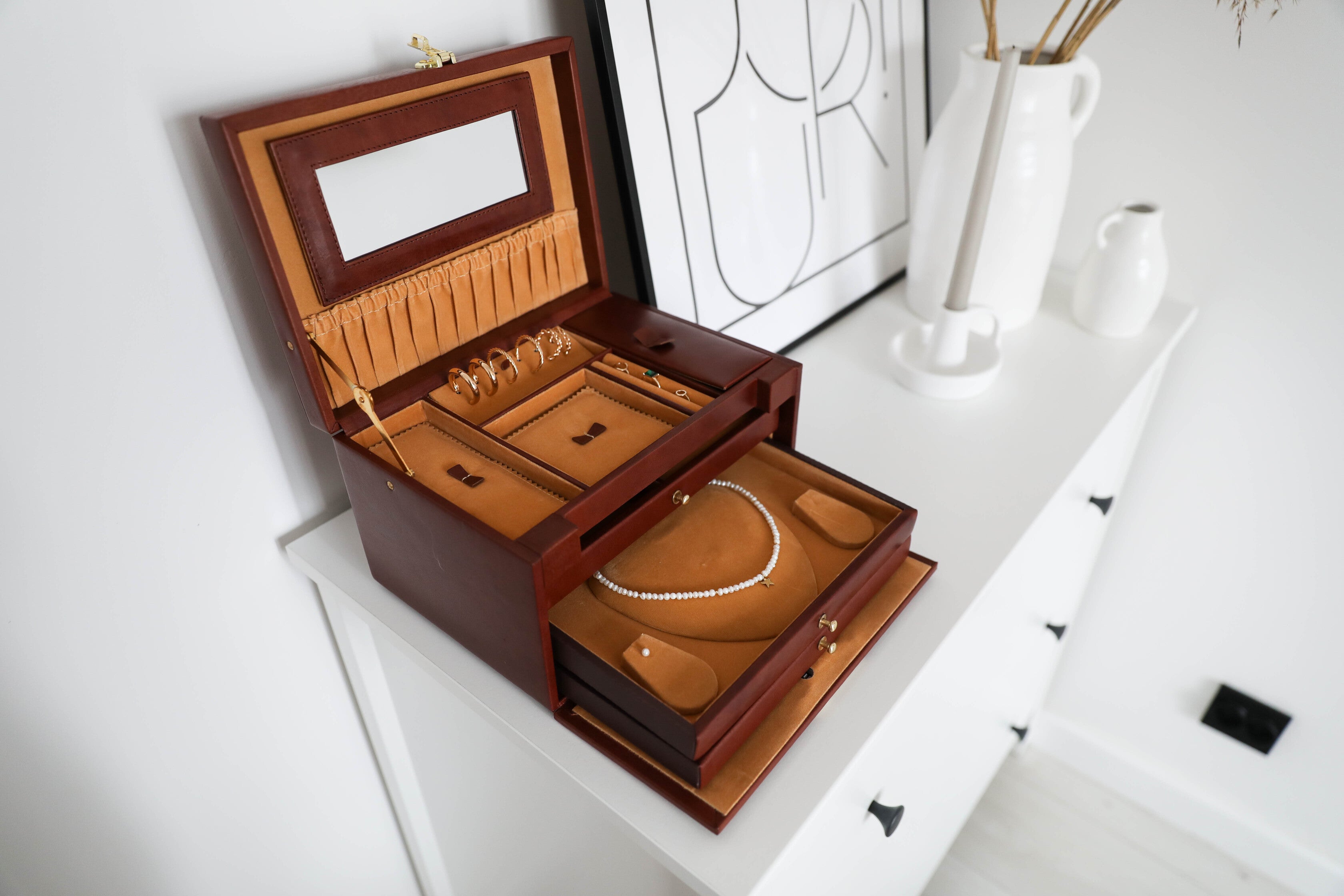 Large Leather Jewelry Box - The Portrait of a Lady