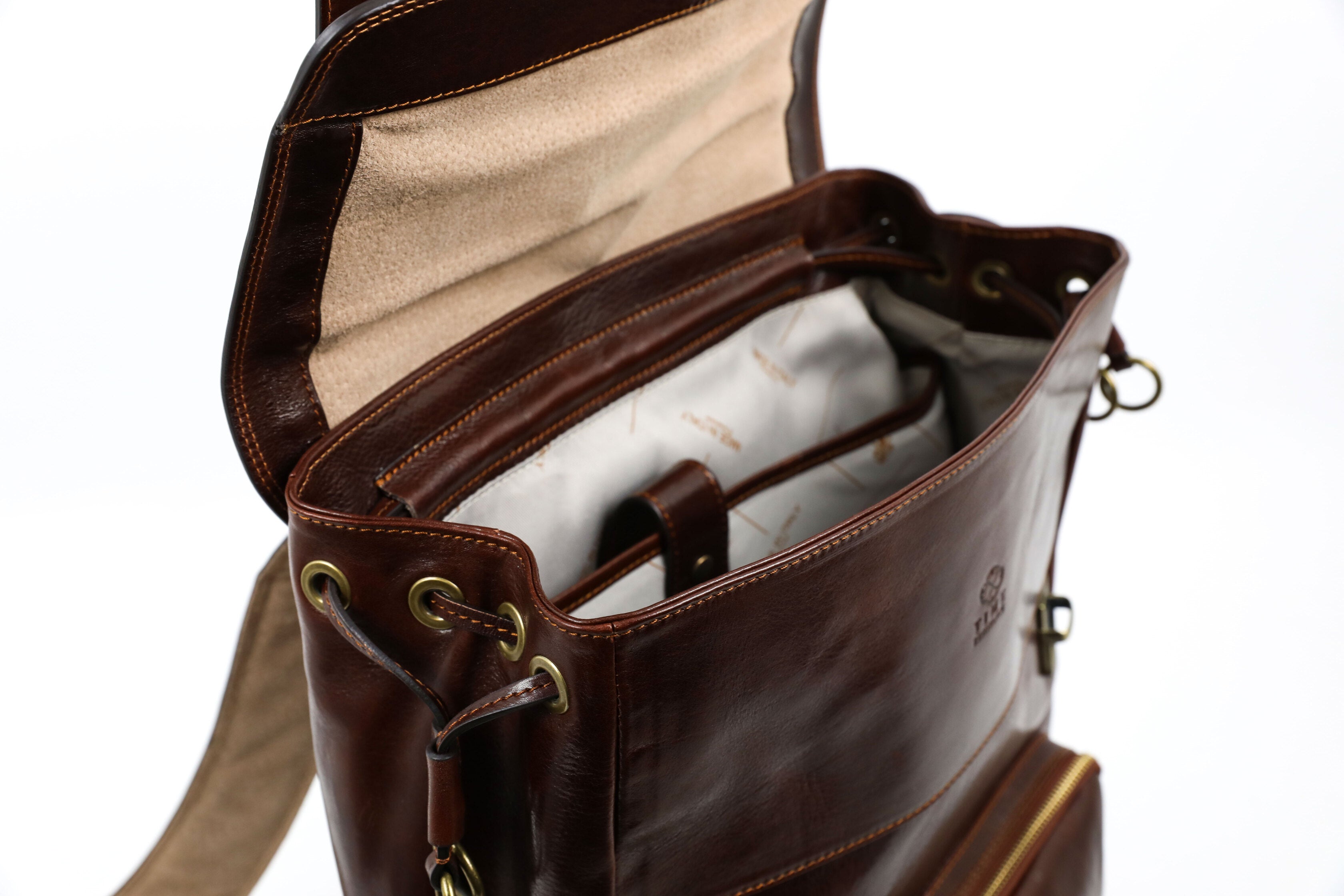 Leather Backpack - The Good Earth